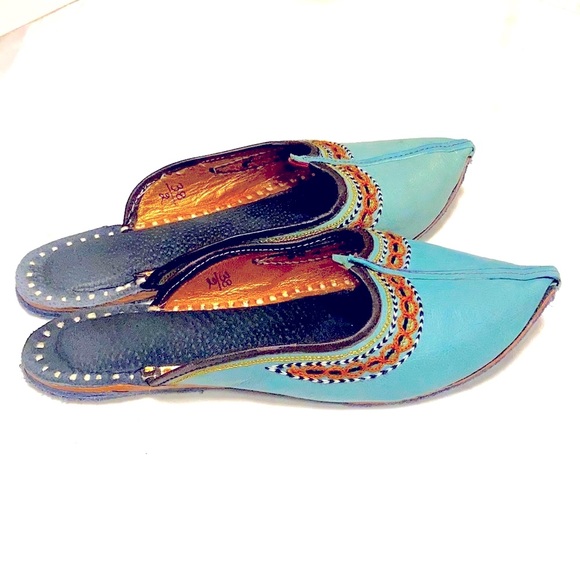 Vintage artisan handmade mule slippers - Picture 2 of 6